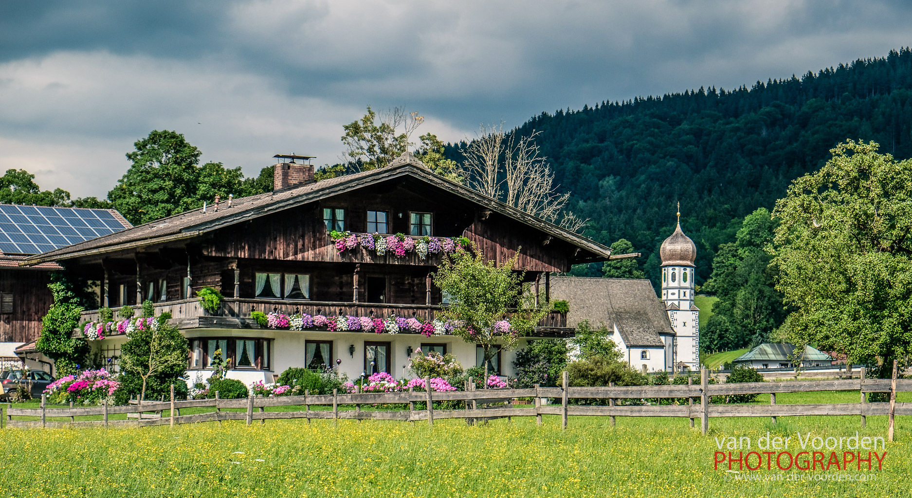 Typisch bayrisches Haus - VoordenGraphy.com