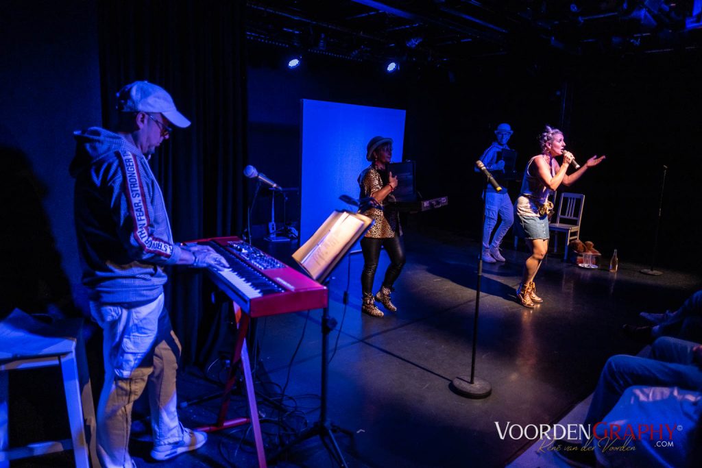 2018 Iwwa die Brick (Premiere) @ Theater am Puls Schwetzingen // Foto © VoordenGraphy.com