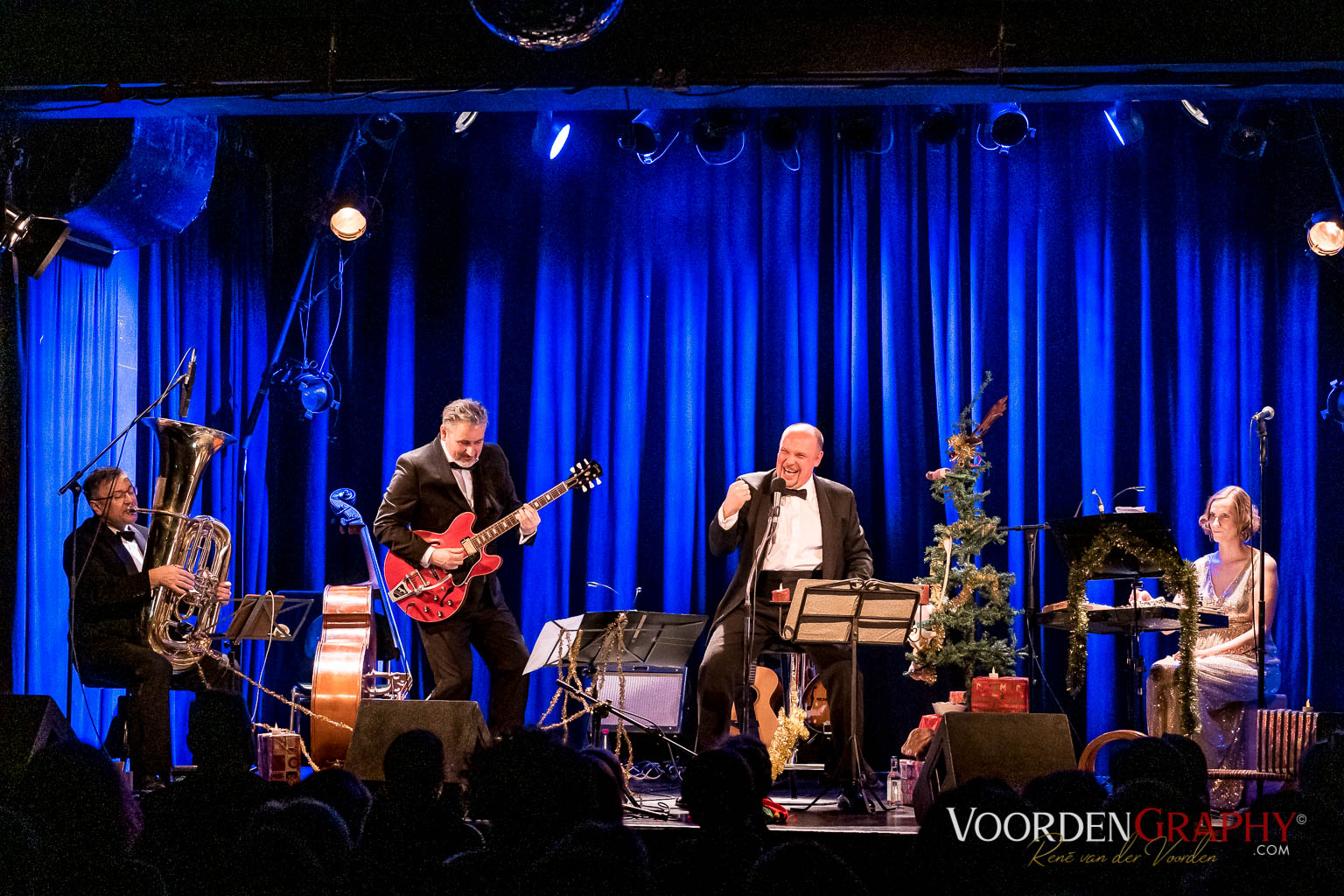 2019 Tutu Toulouse - Gesägnete Weihnachten @ Karlstorbahnhof Heidelberg