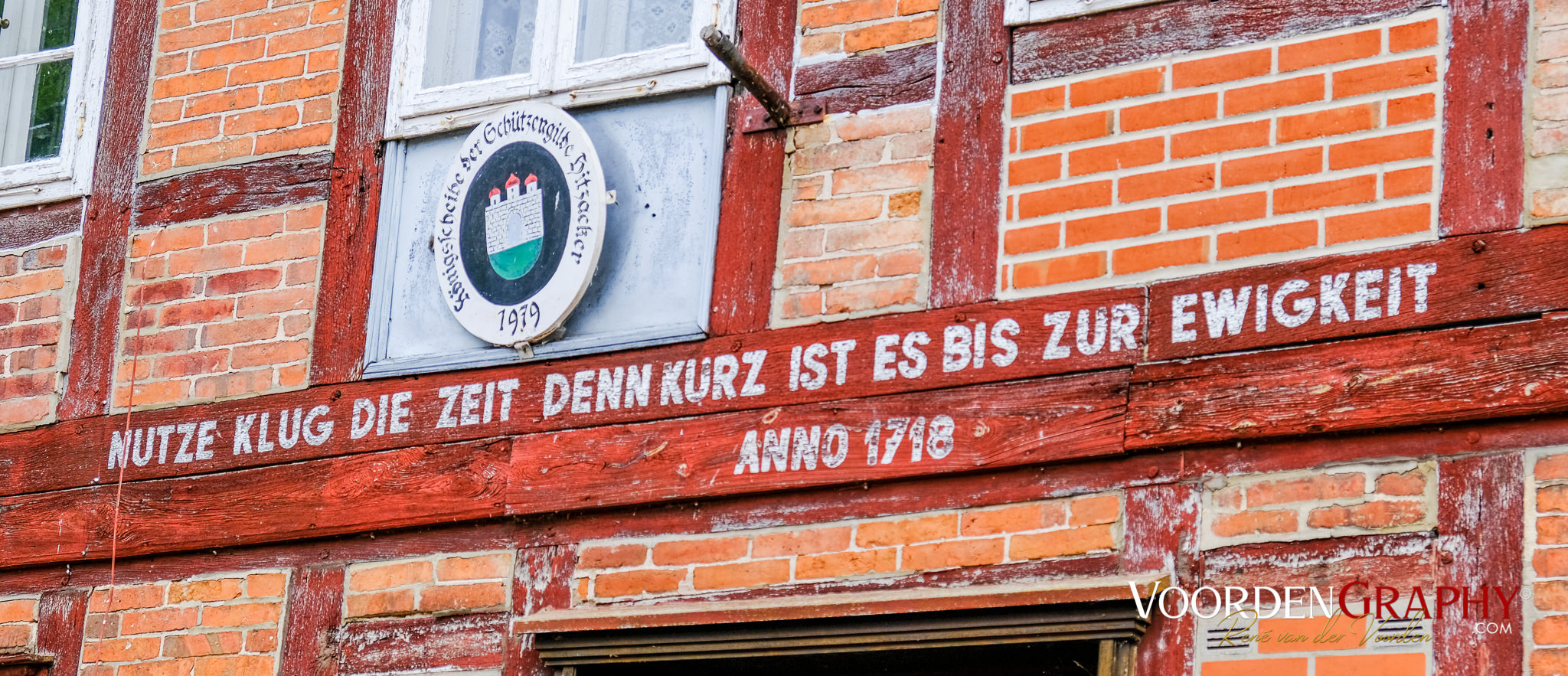 Nutze klug die Zeit, denn kurz ist es zur Ewigkeit
