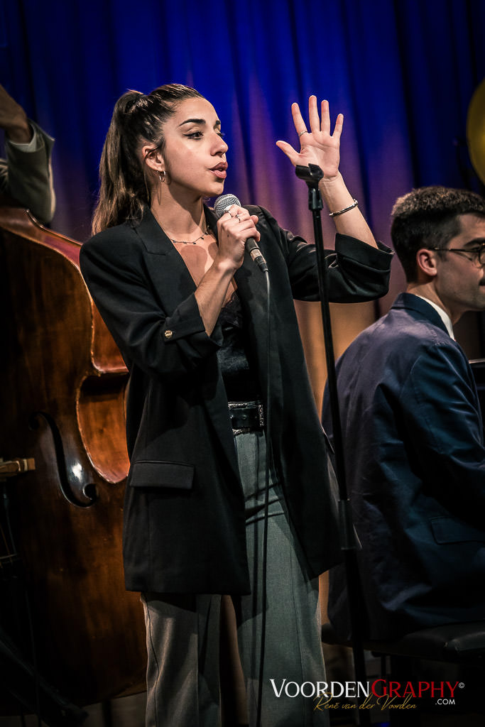 2024 Paula Bilá with The LEANING IN @ Ella & Louis Mannheim