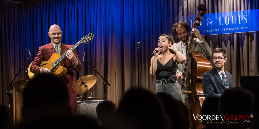 2024 Paula Bilá with The LEANING IN @ Ella & Louis Mannheim