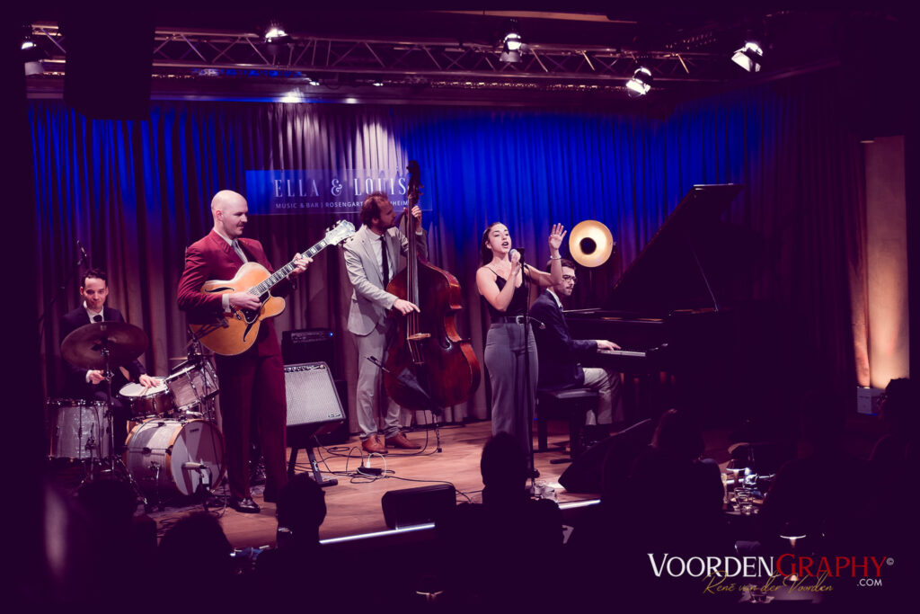 2024 Paula Bilá with The LEANING IN @ Ella & Louis Mannheim